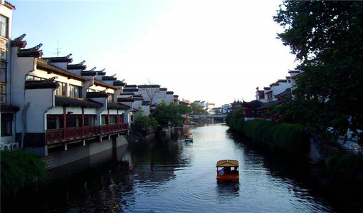 【kaiyun开云网页版】钟山春耕备耕“5+2”“3+1”扶贫特色产业唱“主角”